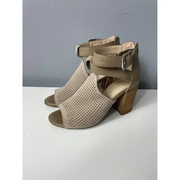 MARC FISHER Gabie Stacked Heel Bootie Sandal sz 8M - Picture 4 of 9